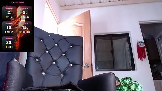 Snapshot of ren_stipee chatting on January 19, 8:30 pm ren stipee online show from January 19, 8:30 pm