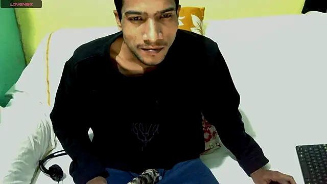 Alex Suman25 online show from December 8, 8:25 pm