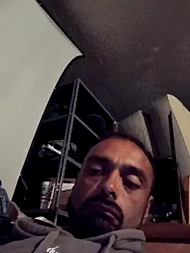 C8L3U online show from March 28, 8:58 am