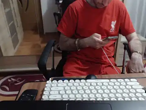 Snapshot of uncutguy01 chatting on March 16, 4:12 pm uncutguy01 online show from March 16, 4:12 pm