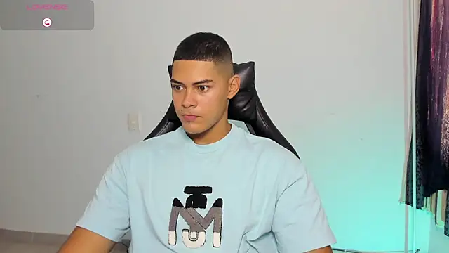 Iamdylan777 online show from February 25, 1:34 pm