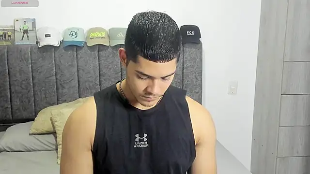 Iamdylan777 online show from April 27, 4:42 am