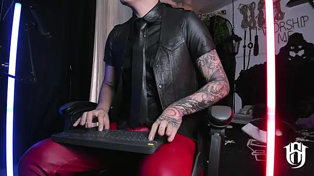 allanhurtss online show from December 24, 3:26 pm