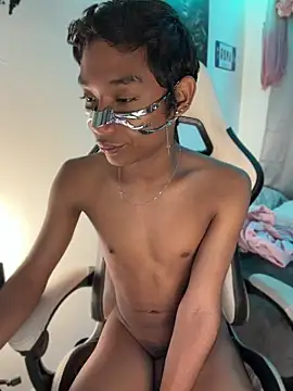 alejo cute online show from June 15, 2:09 pm
