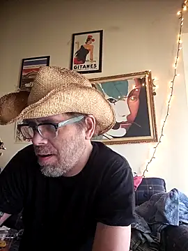 Snapshot of Geaux_Again chatting on March 1, 6:32 pm Geaux Again online show from March 1, 6:32 pm