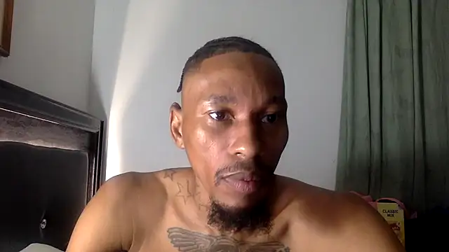 KingDerRico online show from October 2, 12:25 am