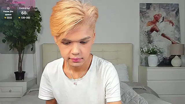 Snapshot of Felix_Rey chatting on February 5, 8:46 pm Felix Rey online show from February 5, 8:46 pm