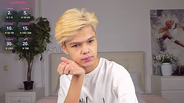 Snapshot of Felix_Rey chatting on February 26, 4:24 pm Felix Rey online show from February 26, 4:24 pm