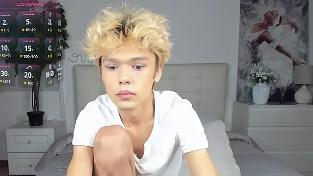 Snapshot of Felix_Rey chatting on September 17, 2:29 pm Felix Rey online show from September 17, 2:29 pm