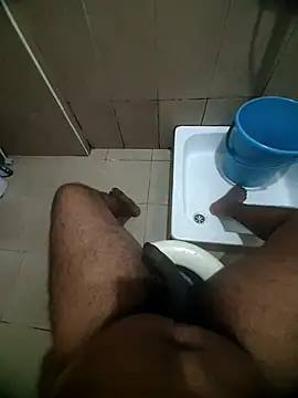 Snapshot of sexymallusexymale chatting on March 13, 1:54 am sexymallusexymale online show from March 13, 1:54 am