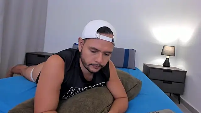 Nate Ocean online show from February 5, 3:57 am