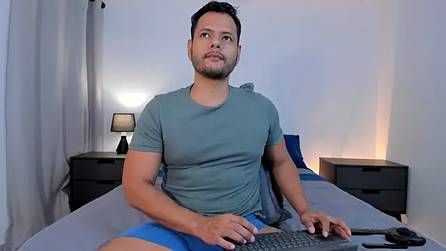 Nate Ocean online show from February 13, 10:09 am