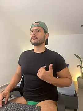 Nate Ocean online show from December 22, 11:24 pm