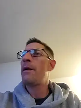 fred134969 online show from October 27, 5:32 am