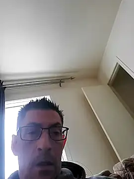 fred134969 online show from March 9, 9:46 pm