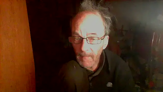 nice6incs online show from May 13, 10:40 pm