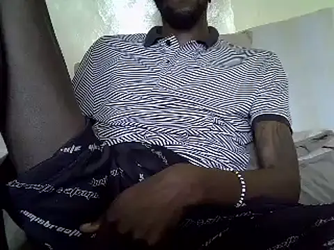 Snapshot of Delicious-D chatting on January 23, 10:01 am Delicious-D online show from January 23, 10:01 am
