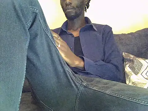 Snapshot of Delicious-D chatting on March 12, 6:22 pm Delicious-D online show from March 12, 6:22 pm