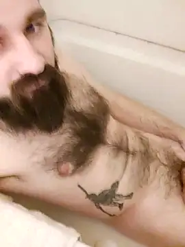 hungandnerdy420 online show from October 21, 1:42 am