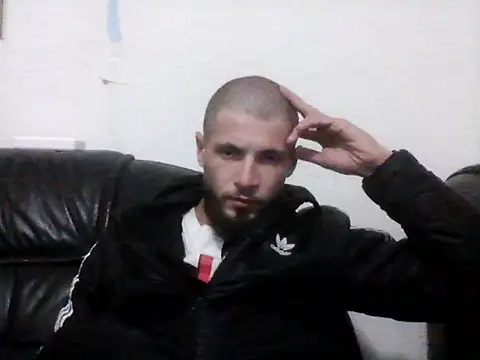 Snapshot of jimmyy_ chatting on October 16, 6:05 pm jimmyy online show from October 16, 6:05 pm