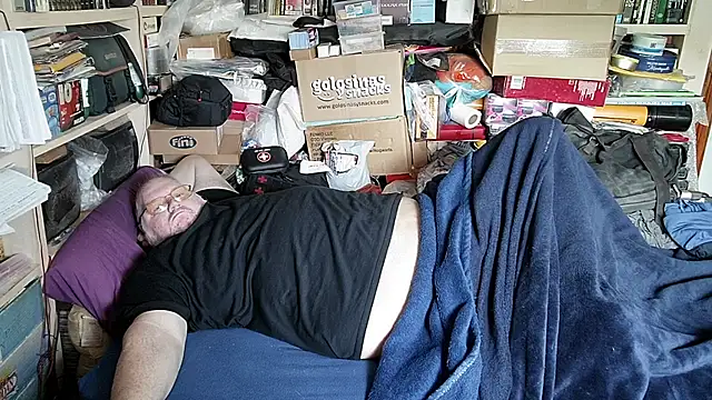 hadeszeuss2 online show from March 21, 3:05 pm