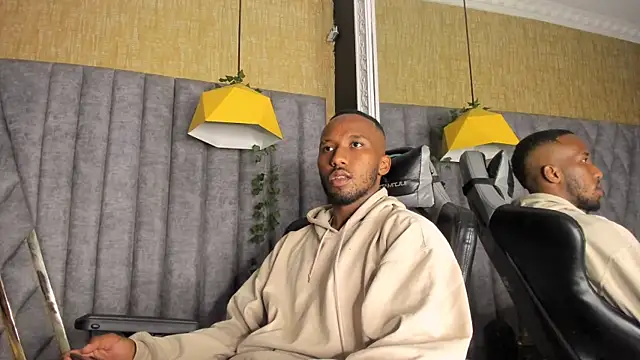 JamesParck online show from April 27, 11:43 pm