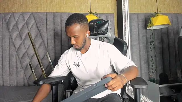 JamesParck online show from April 26, 10:39 pm