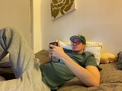 Snowbunnydilf online show from December 19, 4:59 pm