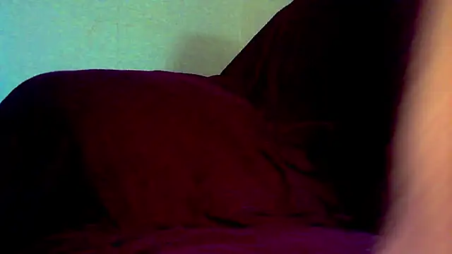 Snapshot of Deckard_Webb1_ chatting on January 4, 4:32 pm Deckard Webb1 online show from January 4, 4:32 pm