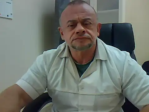 Snapshot of Wild_Gladiator chatting on February 6, 11:21 am Wild Gladiator online show from February 6, 11:21 am