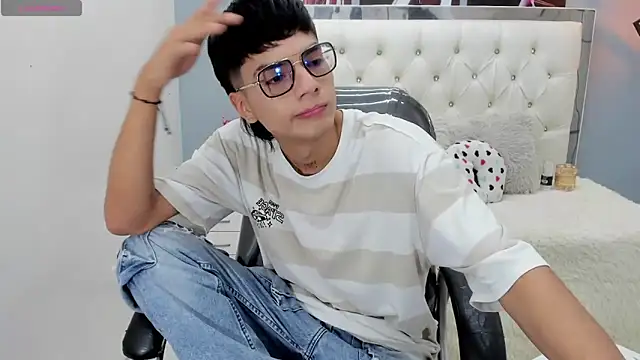 Noha scott online show from April 21, 10:49 pm