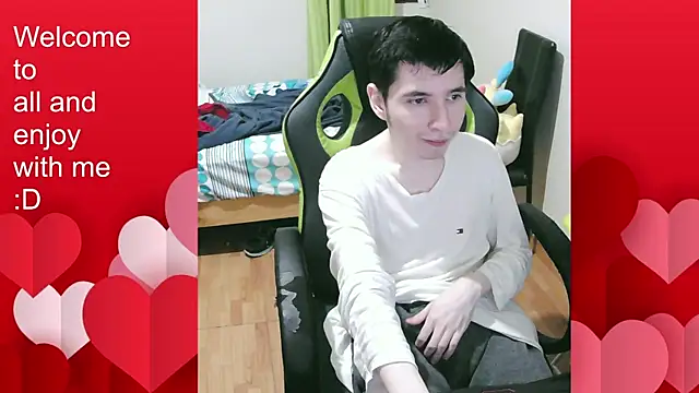 Snapshot of Twink_martinboy chatting on October 26, 11:18 pm Twink martinboy online show from October 26, 11:18 pm