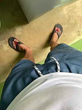 Snapshot of king_cum_ chatting on December 14, 2:42 pm king cum online show from December 14, 2:42 pm