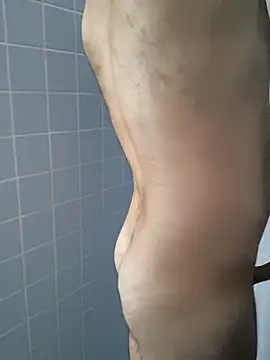 anhale1 online show from November 17, 1:14 pm