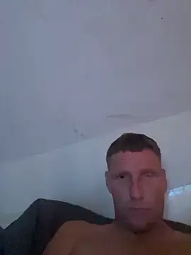 aaronmc311840 online show from October 1, 9:57 am