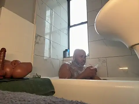 ChiRaqb8 online show from April 2, 8:06 pm