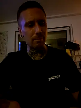 Schabernack1990 online show from July 18, 11:32 pm