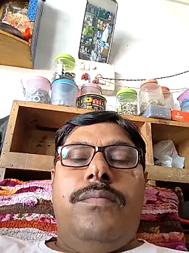 Snapshot of Srmotrs chatting on September 20, 6:02 am Srmotrs online show from September 20, 6:02 am