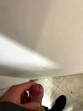 BelloPieno0 online show from December 2, 1:14 pm