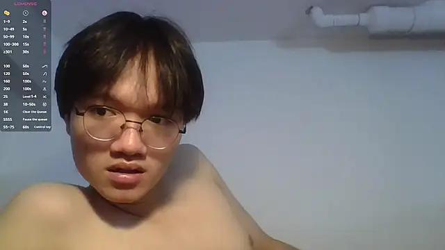 Snapshot of asiancvnt chatting on October 10, 1:49 pm asiancvnt online show from October 10, 1:49 pm