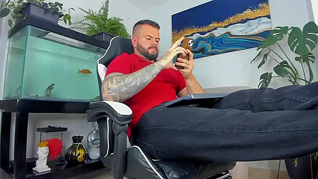 Johnnygrayson1 online show from May 19, 12:26 am