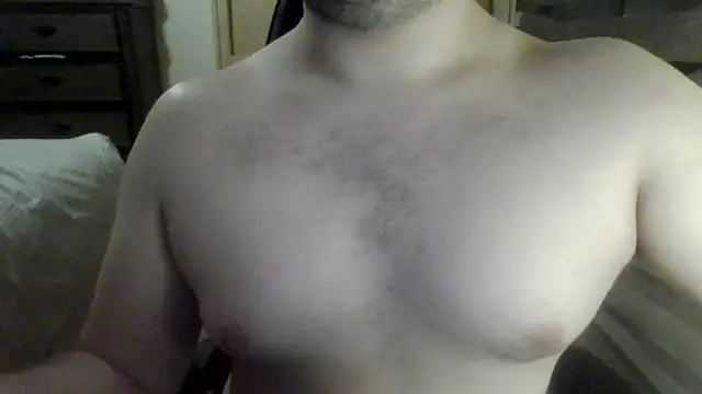Snapshot of Himbo_fox chatting on October 6, 6:40 am Himbo fox online show from October 6, 6:40 am
