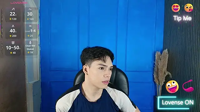 luandy online show from June 9, 11:45 am