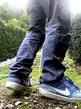 benoithot online show from September 30, 9:57 am