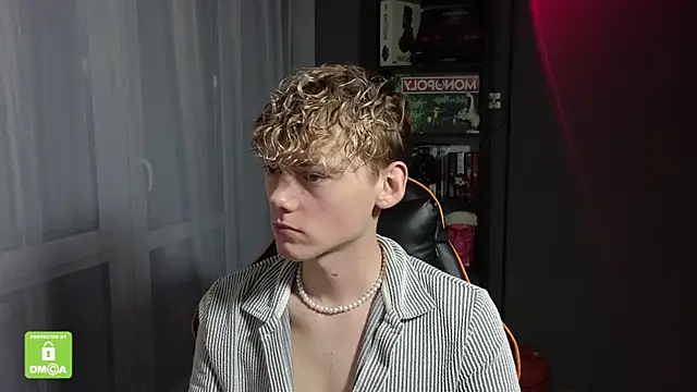 Keytaro online show from October 14, 2:46 pm