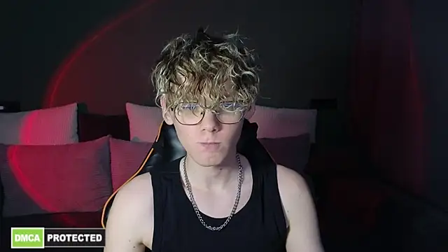 Keytaro online show from April 11, 7:15 am