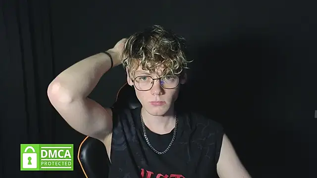 Keytaro online show from April 26, 12:52 am