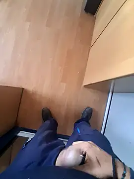 voupap6310 online show from October 6, 9:14 am