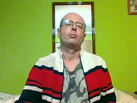 Snapshot of Tiger202441 chatting on October 8, 10:25 pm Tiger202441 online show from October 8, 10:25 pm
