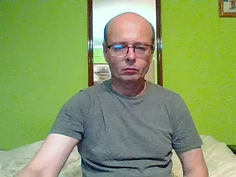Snapshot of Tiger202441 chatting on September 15, 8:10 pm Tiger202441 online show from September 15, 8:10 pm